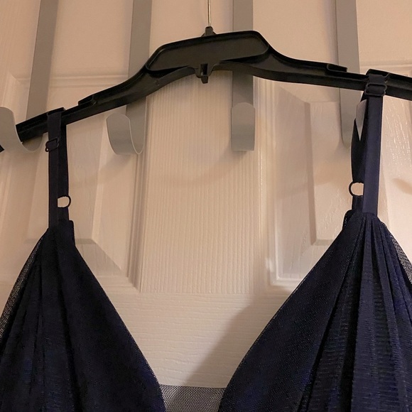 Prom dress, floor length gown - Picture 7 of 10